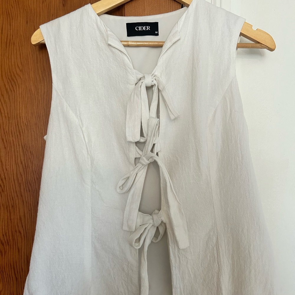 Cider tie vest